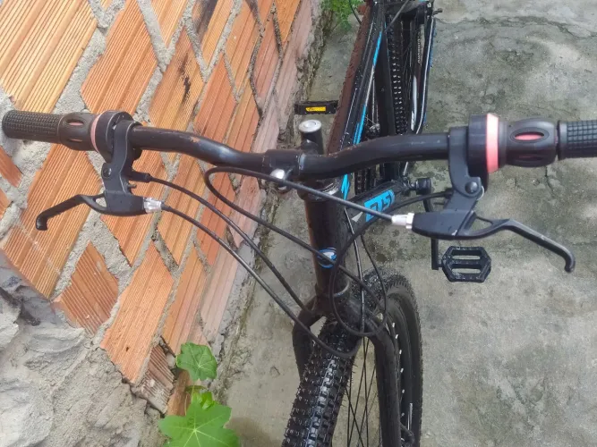 Bicicleta usada pouca vezes Aro29 R$500 zap *50