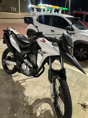 XRE 300 otimo estado 