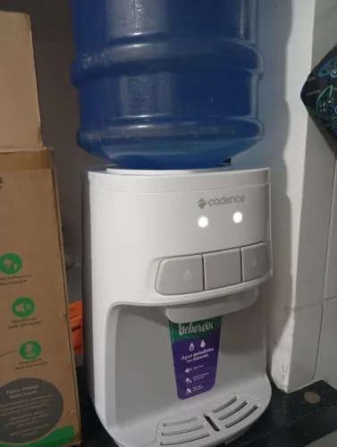 Bebedouro de mesa novo