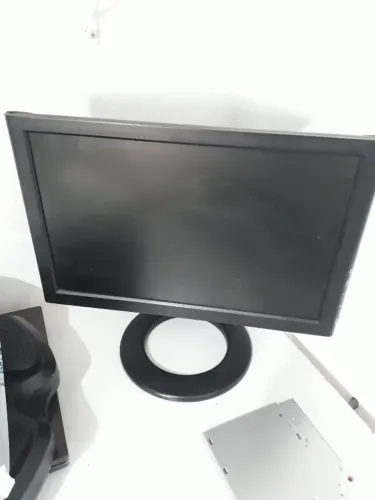 Monitor 15 polegadas