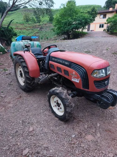 Trator Foton 254
