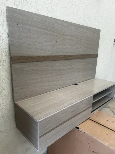 Rack painel de TV mandeira