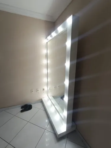 Espelho mega camarim roda de silicone e 20 lâmpadas