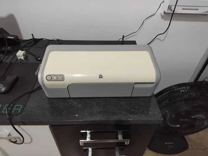 Impressora antiga HP Deskjet D2360