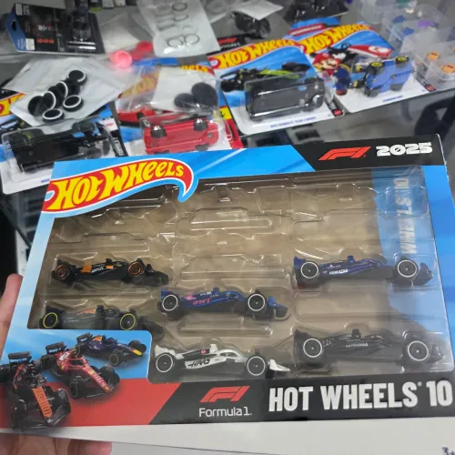HotWheels - Carrinhos de Coleção, Miniaturas *Novos, no blister (aceito trocas) Ferrari F1