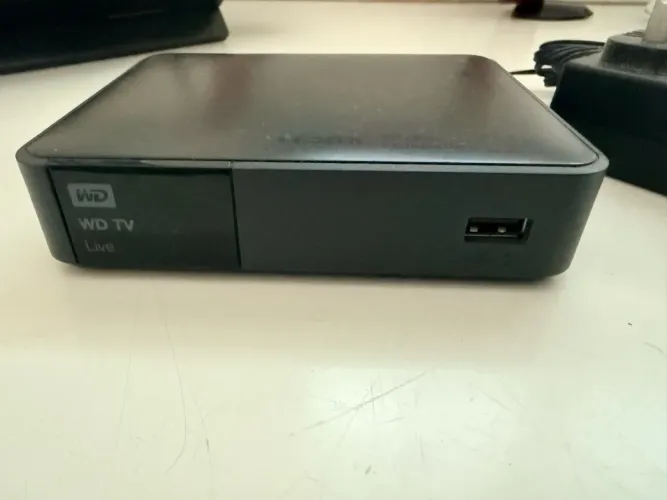 WD TV Live Streaming Media Player