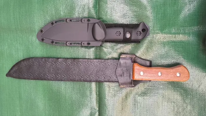Faca Becker Bk2 HuangFu + Facão Bellotto 12P