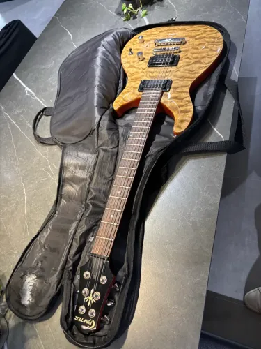 Guitarra Crafter Convoy Korea