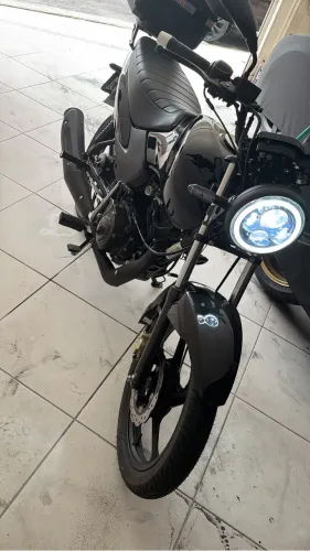Moto oportunidade passa o financiamento pode pagar no nome 