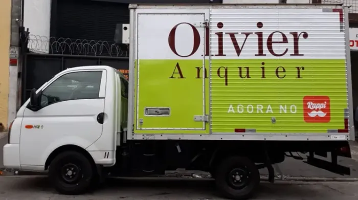 Personalização de Veículos Comerciais
