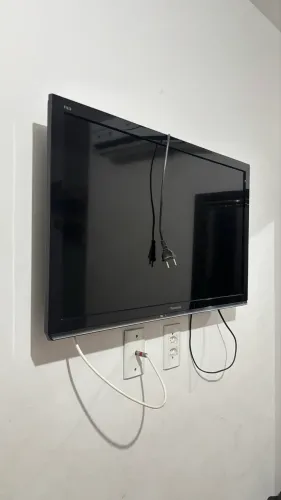 Vendo TV panasonic com defeito