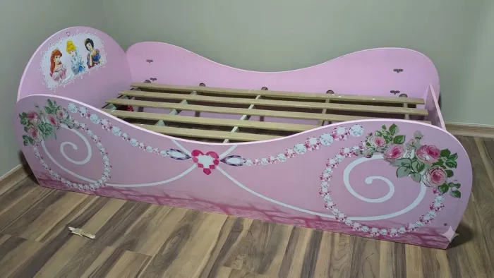Cama das princesas solteiro 88 x 188