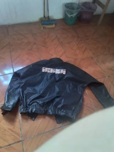Capa de chuva ? excelente estado 15 reais