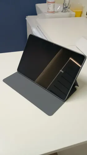 Tablet Lenovo 10.1" WUXGA Media Tek Helio G85 4GB RAM 64GB Android 14 Cinza