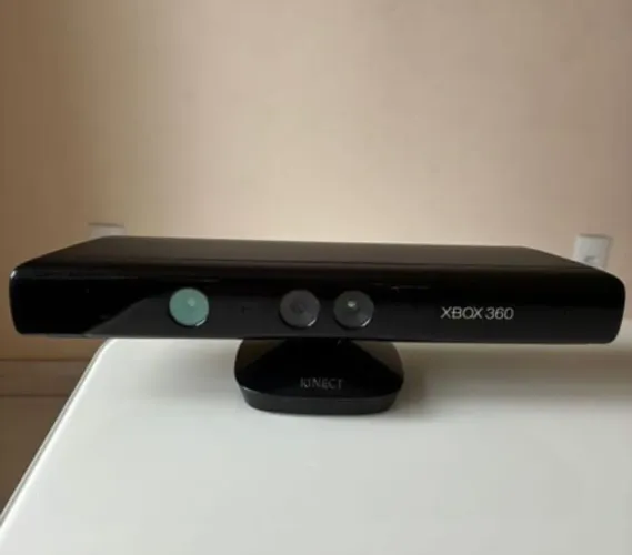Sensor Kinect Xbox 360 + 4 jogos