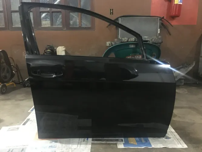 Porta dianteiro lado direito do Golf 2016