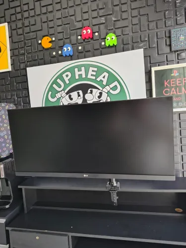 Monitor ultra wide 29" LG + braço articulado