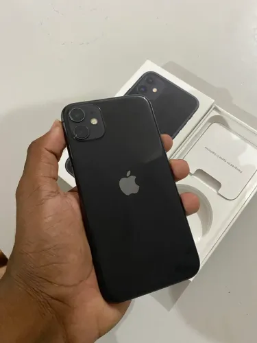 Vendo iPhone 11 novo