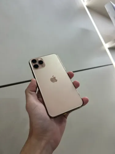 11 PRO 64GB VENDO