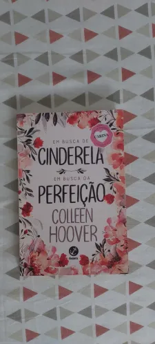 Livro Em Busca de Cinderela em Busca da Perfeição