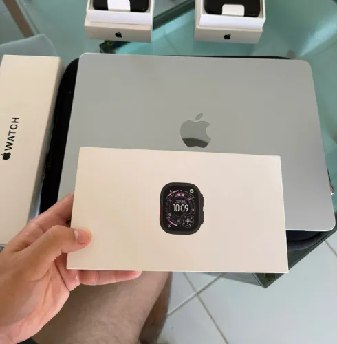 Apple Watch Ultra 3 | Caixa de Titânio Preto