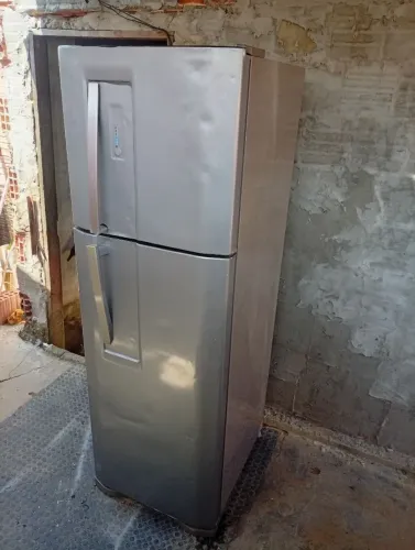 Geladeira Electrolux cinza entrega gratis