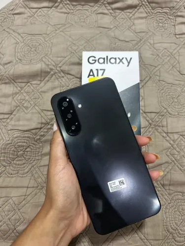 Samsung Galaxy A17