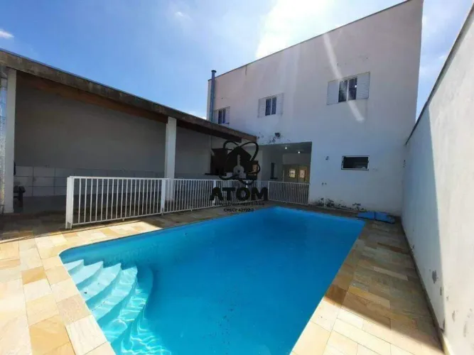 Sala à Venda em Barreiro, Taubaté - SP