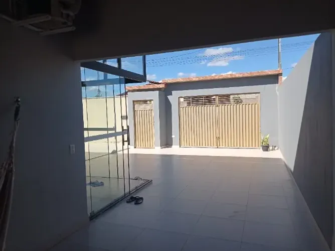 Vende-se casa