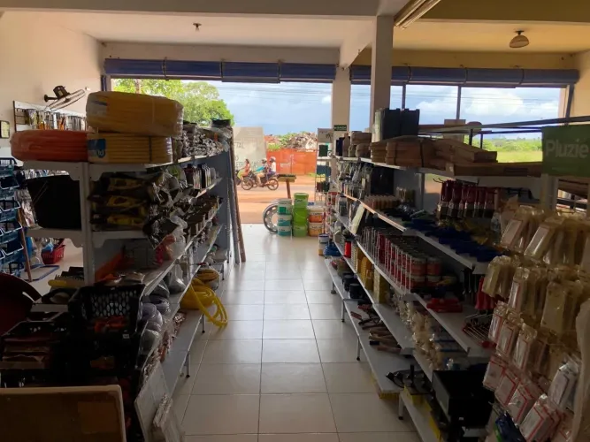 Vendo ou troco loja de material de construção 