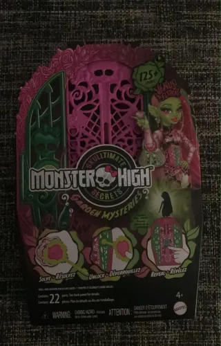 Monster High Venus Skulltimate Secrets na Caixa