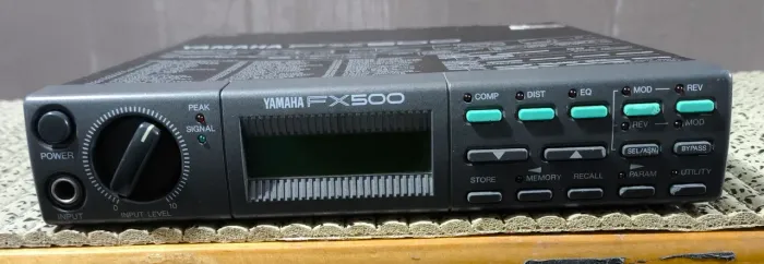 Pre Yamaha fx500