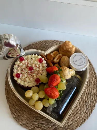 Café da manhã/ Café da tarde para presentear e surpreender