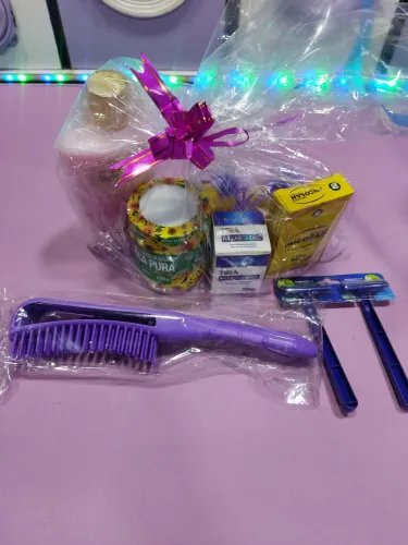 Kit cosméticos... Apresentei a pessoa que você mais ama! 