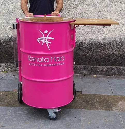 Carrinho cooler para venda de bebidas