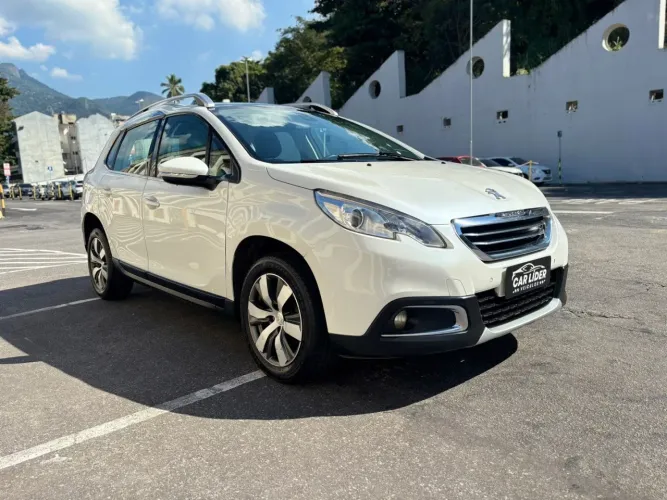 Peugeot 2008 Griffe 1.6 Flex 16V 5P Mec. 2016