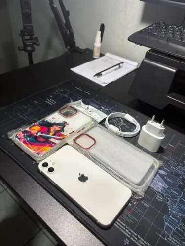 IPHONE 11 64GB BRANCO EM ÓTIMO ESTADO