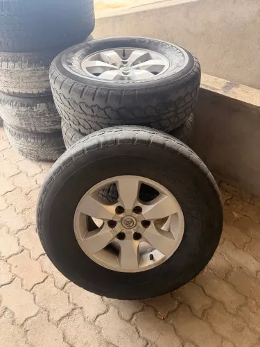 Rodas 16 Hilux c/ Pneus