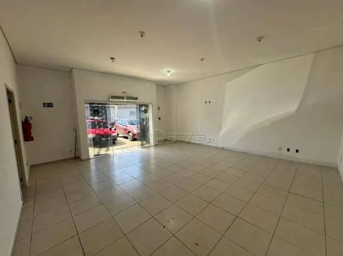 Salão para alugar, 61 m² por R$ 3.070,58/mês - Parque das Laranjeiras - Itupeva/SP