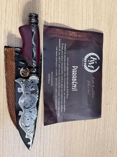 Faca mini Damasco padrão prisma cabo madeira nobre dinamarquesa