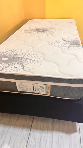 Cama de solteiro