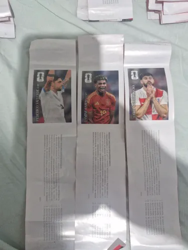 Kit 3 figurinhas da copa do mundo 2026 coca cola