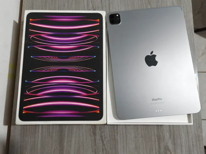 Ipad Pro 11" M2 128gb impecável passo cartão pego troca 
