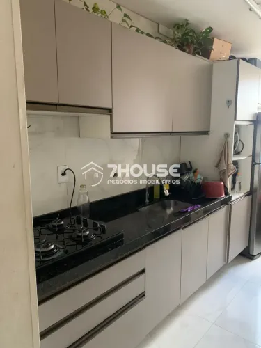 Apartamento moderno, finamente decorado no Vista Alegre em Paulínia. 2 quartos com 1 vaga