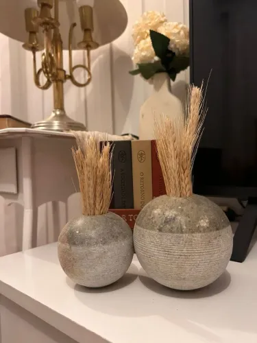 Par de Vasos Vintage em Pedra Sabão com Trigos Secos