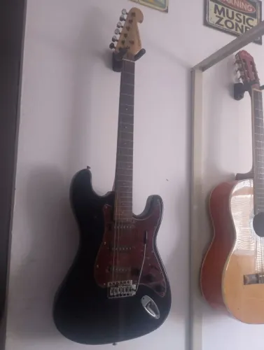 Guitarra Stratocaster