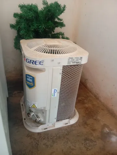 Vende um ar condicionado