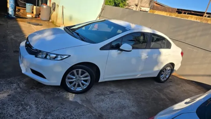 Honda Civic Sedan LXS 1.8/1.8 Flex 16V Aut. 4P 2015