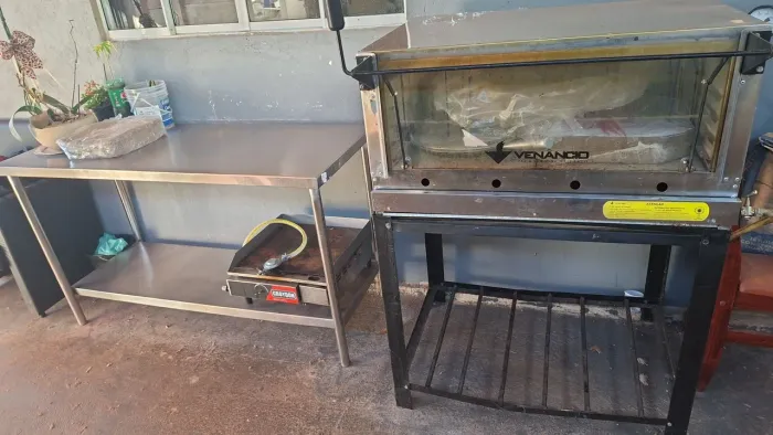 Tudo para pizzaria e lanchonete