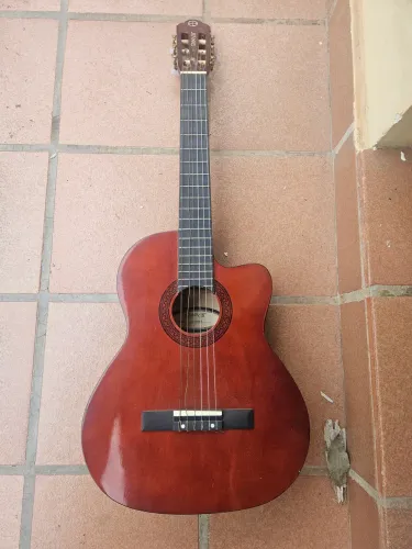 Violão Giannini semi-novo